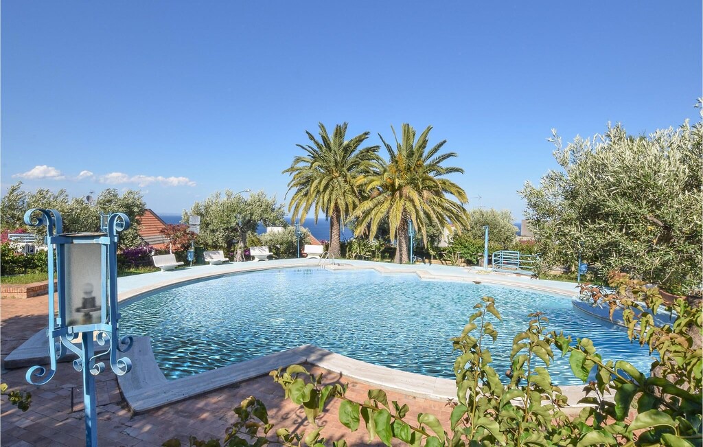 Santa Maria del Mare Torrazzo Apartment | 1 bedroom accommodation in Stalettì