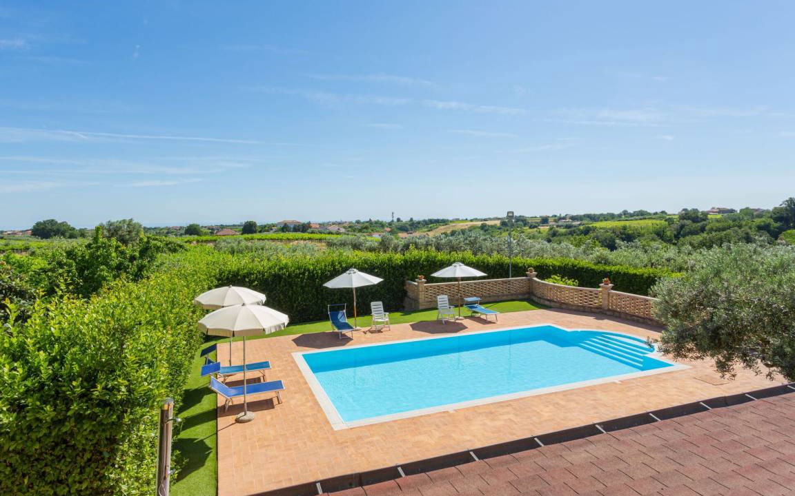 Crecchio Other | 170 m² Accommodation ∙ 4 bedrooms ∙ 12 guests