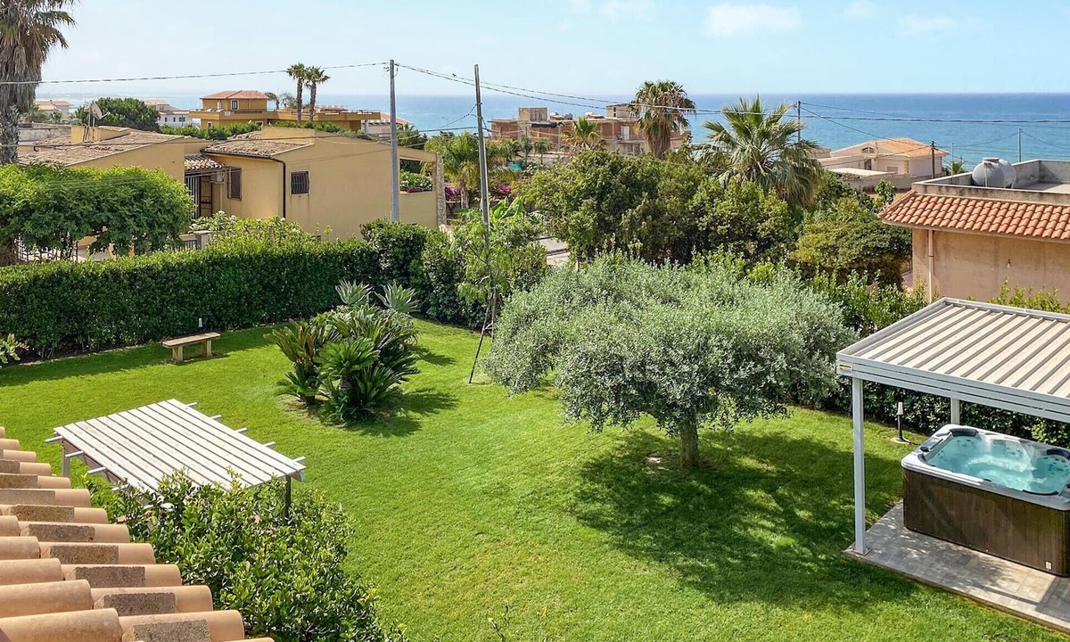 Donnalucata Apartment | 2 bedroom nice apartment in Donnalucata