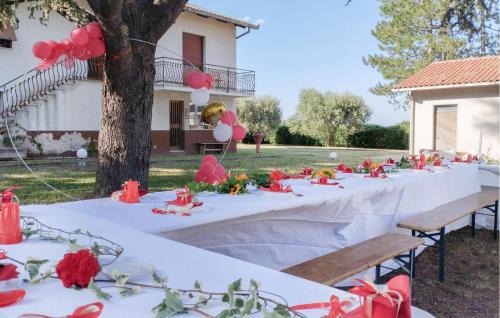 Chiesanuova House | 3 Bedroom Awesome Home In Cingoli