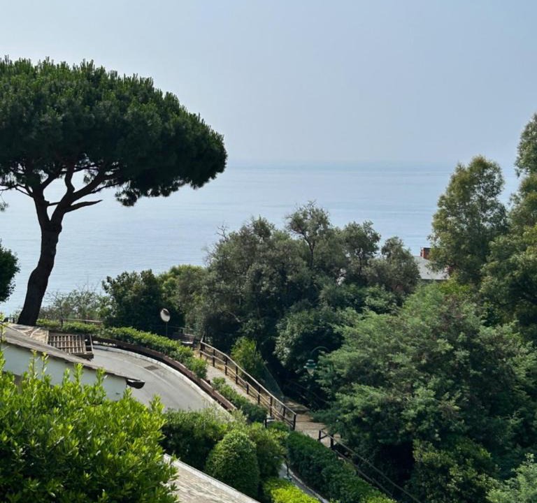 Arenzano Apartment | Alta Marea