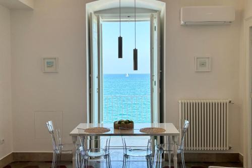 Molfetta Apartment | Antica Dimora sul Mare - Elegant Central Apartments - Molfetta
