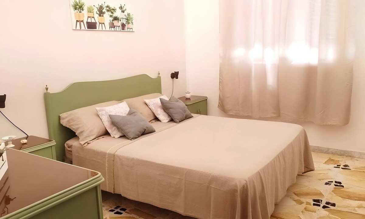 Avola Apartment | Apartment 'S'accomodassi - Tra Città E Mare' with Air Conditioning
