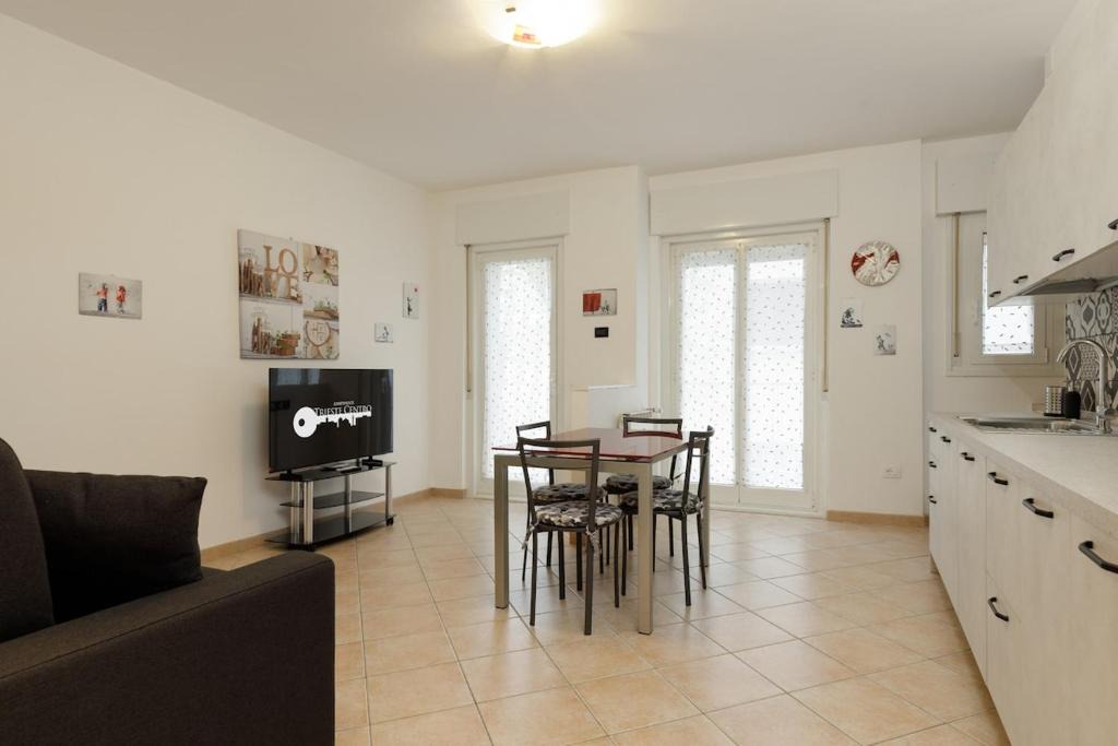 Barriera Vecchia-San Giacomo Apartment | Apartments Trieste Centro I Casa Rossetti