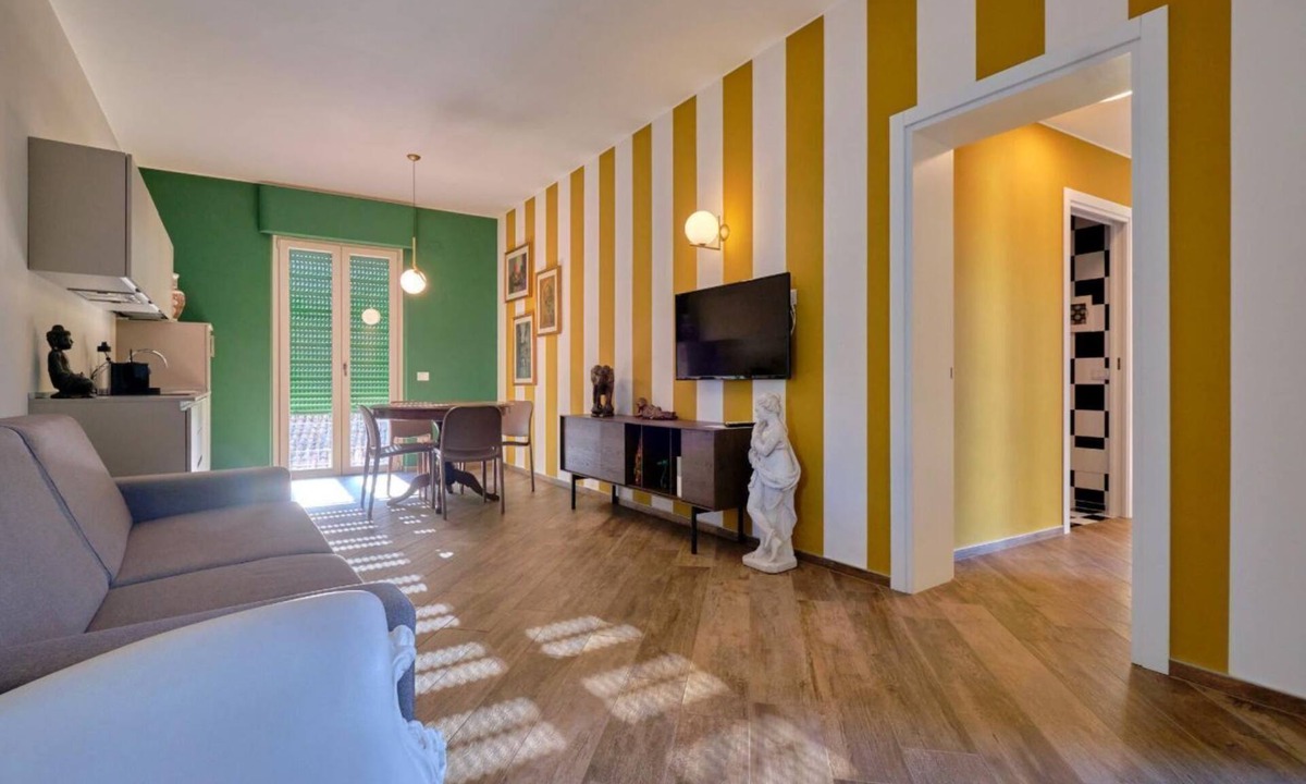 Garda Apartment | ApartmentsGarda - Antiche Mura - D'Annunzio
