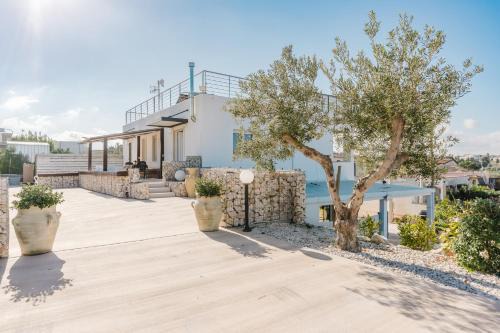 Alcamo Apartment | Appartamento in Villa Giulia Nord