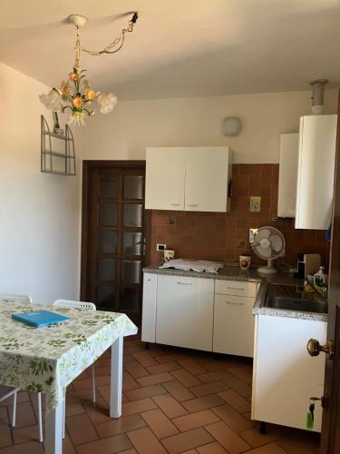 Montese Apartment | Appartamento Piazza di Montese 1