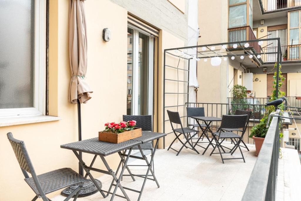 Lungarno del Tempio Apartment | Arno River view Apartment Terraces, Free Parking