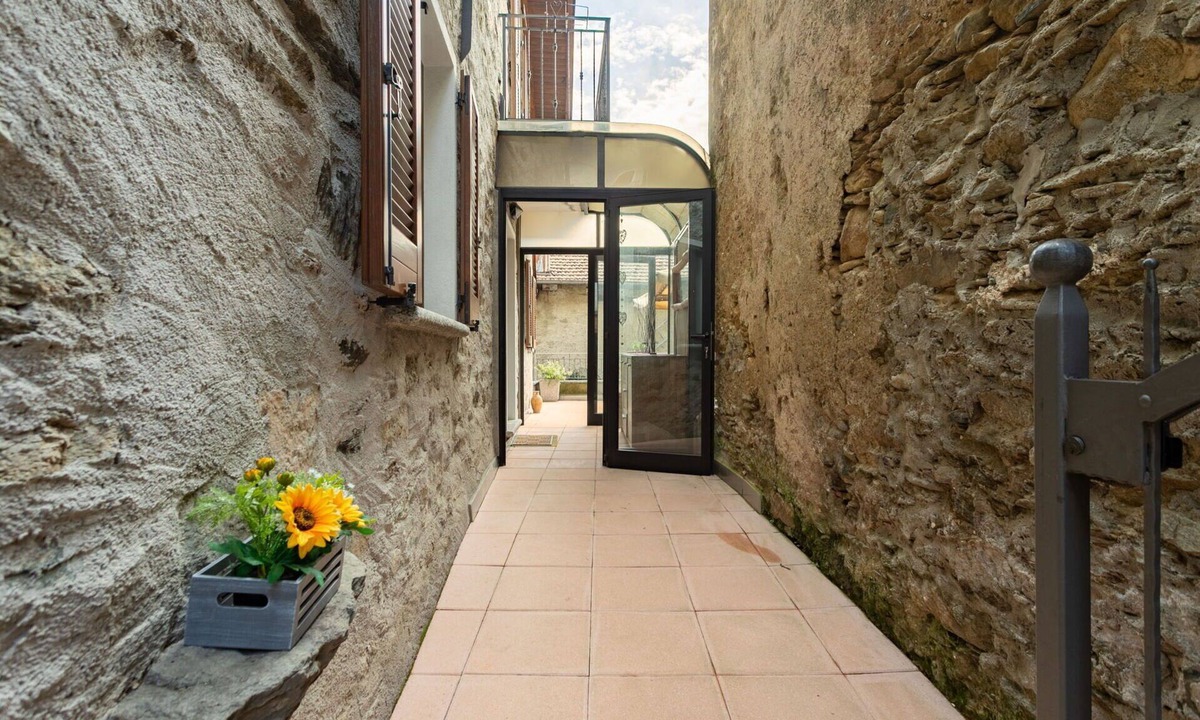 Stazzona Apartment | Authentic 2BR Stone Apartment by Halldis