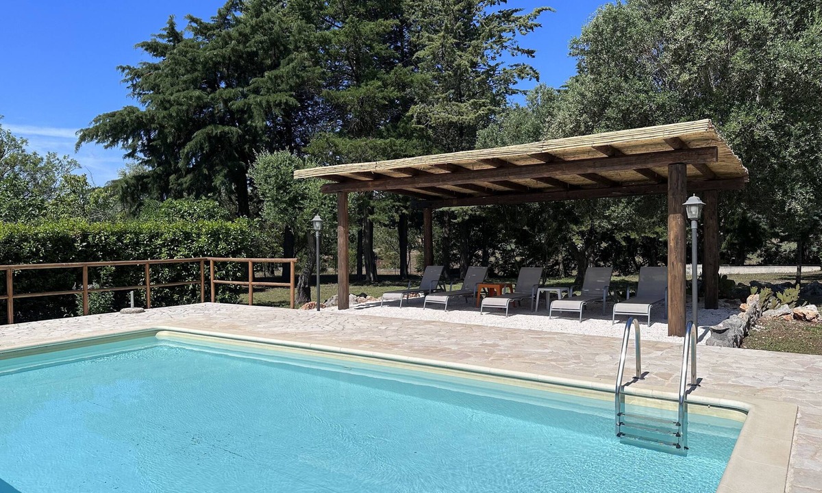Ceglie Messapica Villa | Authentic Trullo & Villa with Pool – Perfect for Families & Groups