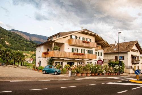 Montagna Bed & Breakfast | B&B Pizzeria Zur Traube