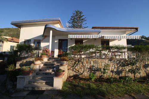Cefalu Bed & Breakfast | B&B Villa Rosa
