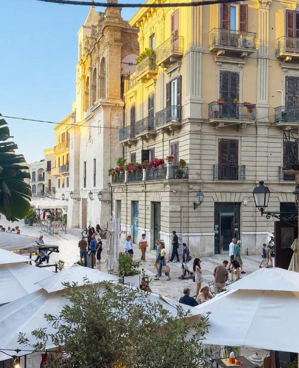 Old Town Apartment | Bari Mercantile