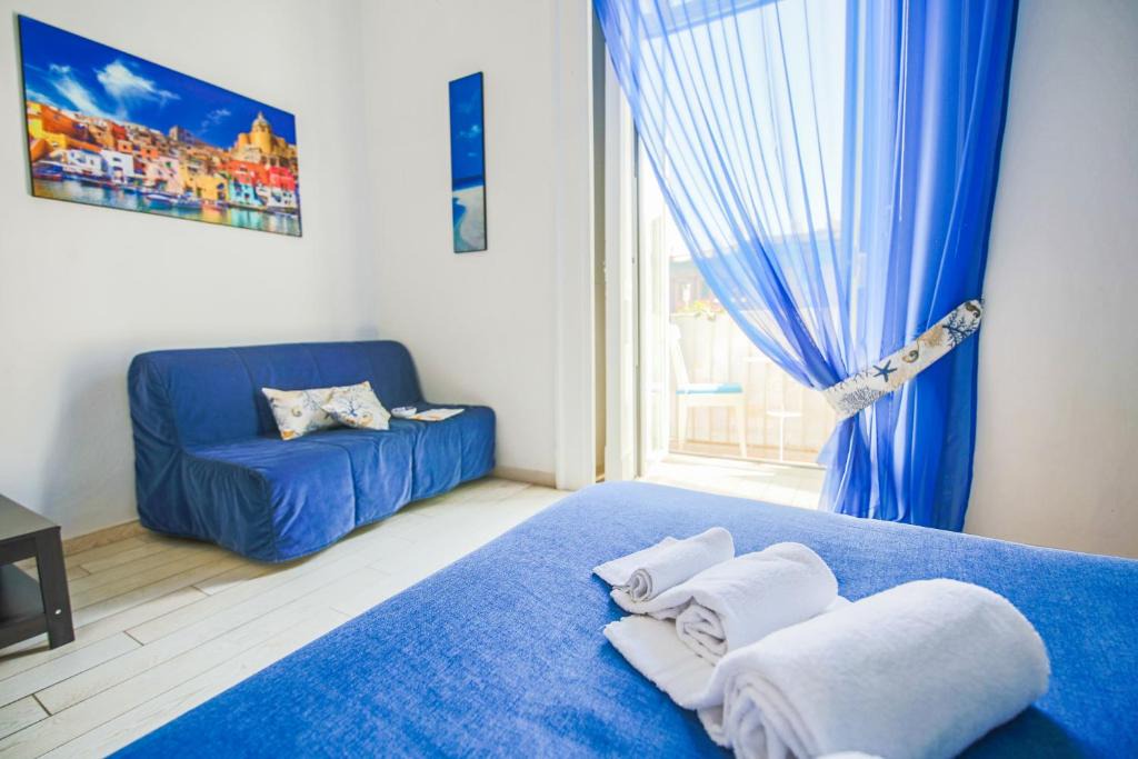Montecalvario Bed & Breakfast | Bed & Breakfast Piazza Dante