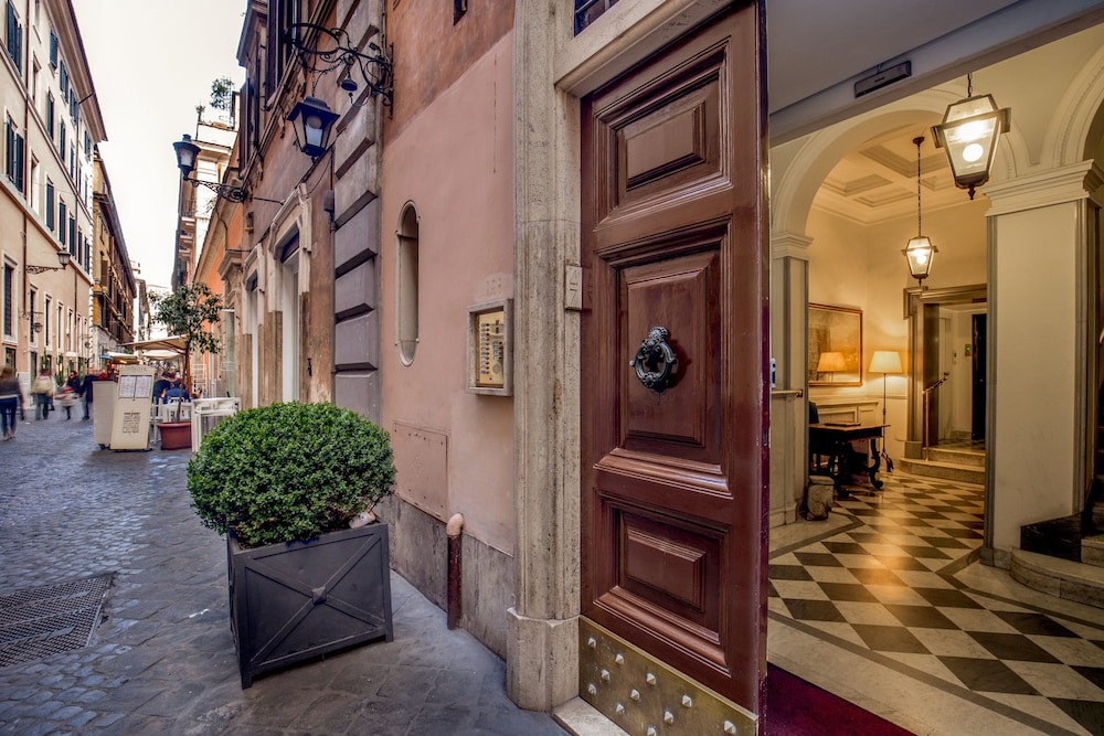 Rione IV Campo Marzio Hotel | Borgognona Rooms