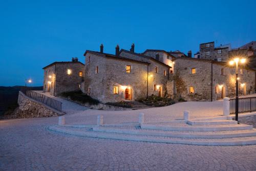 Castel del Giudice Hotel | Borgotufi Albergo Diffuso