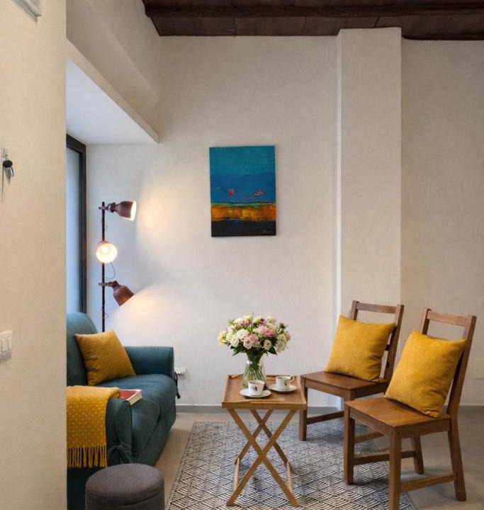 Como Apartment | Borgovico Modern Romantic Como Central Apt