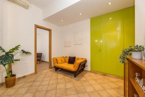 Tuscolano Apartment | capitan's cabine