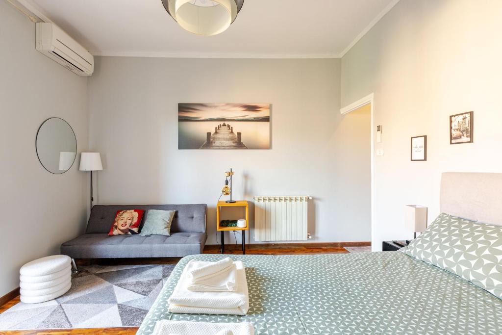 Quartiere XXVII Primavalle Apartment | Casa Cornelia 10 MIN to metro, near Vatican