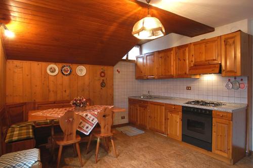 Falcade Apartment | Casa De Biasio PM