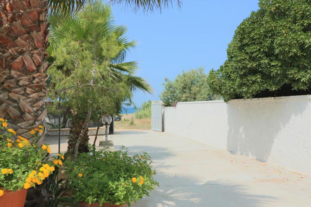Torre Squillace House | Casa vacanza Biancospino fronte mare