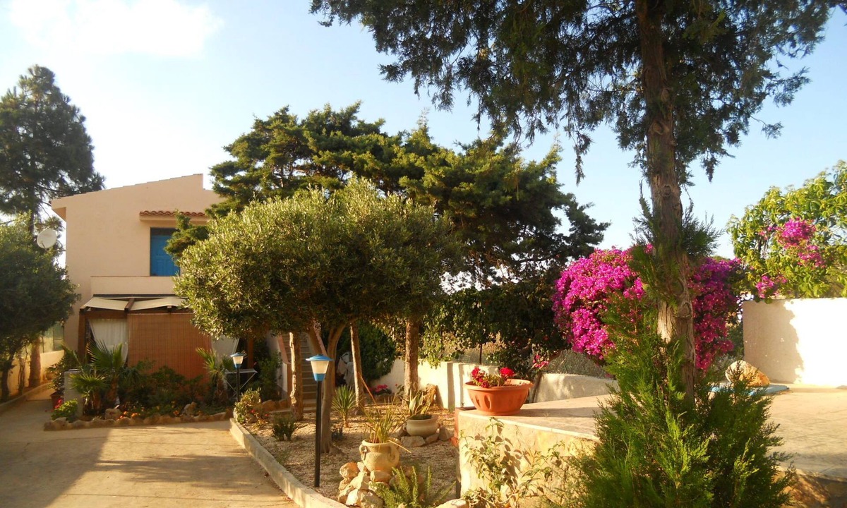 San Vito Lo Capo Apartment | CASE PUNTA MONACO apartment with sea view terrace, free wi-fi and parking spot.