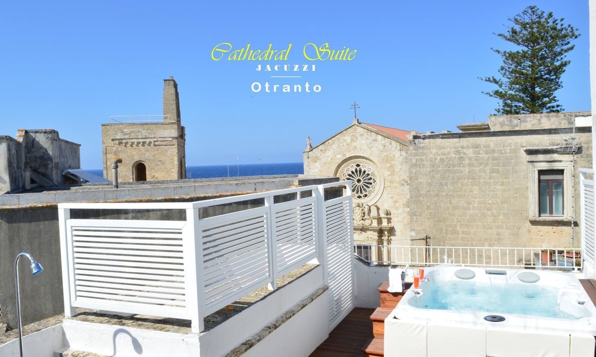 Otranto Historic Centre House | Cathedral Suite | Otranto with private rooftop JACUZZI ~ Luxury aparthotel ~