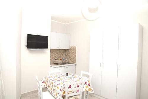 Barra Apartment | Charming Apartment in Napoli with Free Parking - 35m²