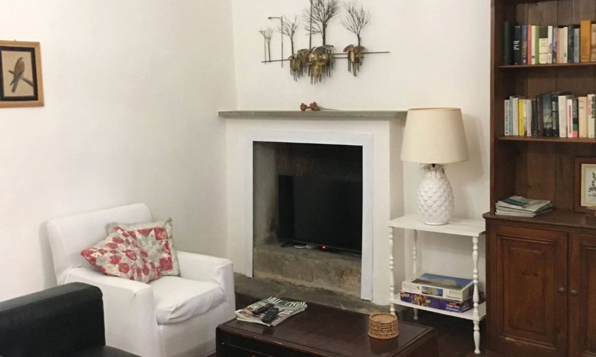 Campagnano di Roma Apartment | Charming flat near Rome - tourism, golf, motorsports, lakes and Via Francigena