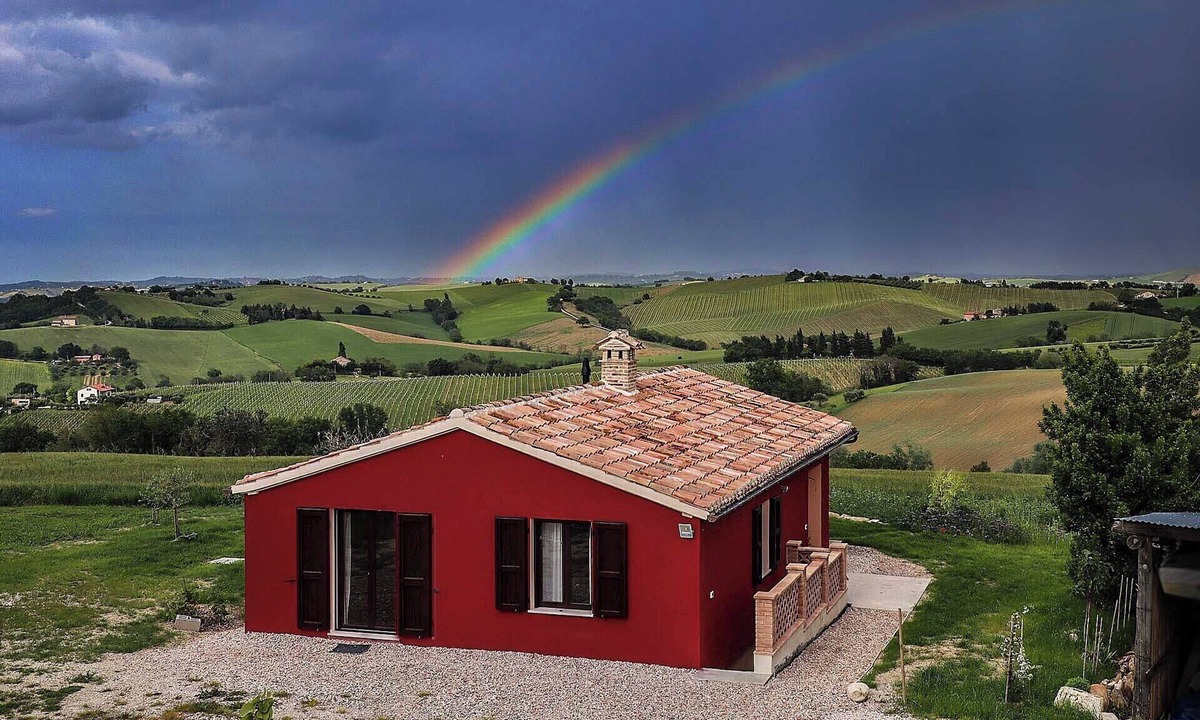 Serra de' Conti House | Comfortable vacation home in the vineyards. Wheelchair accessible, pet friendly!