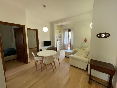 Ponte Seveso Apartment | Copernico