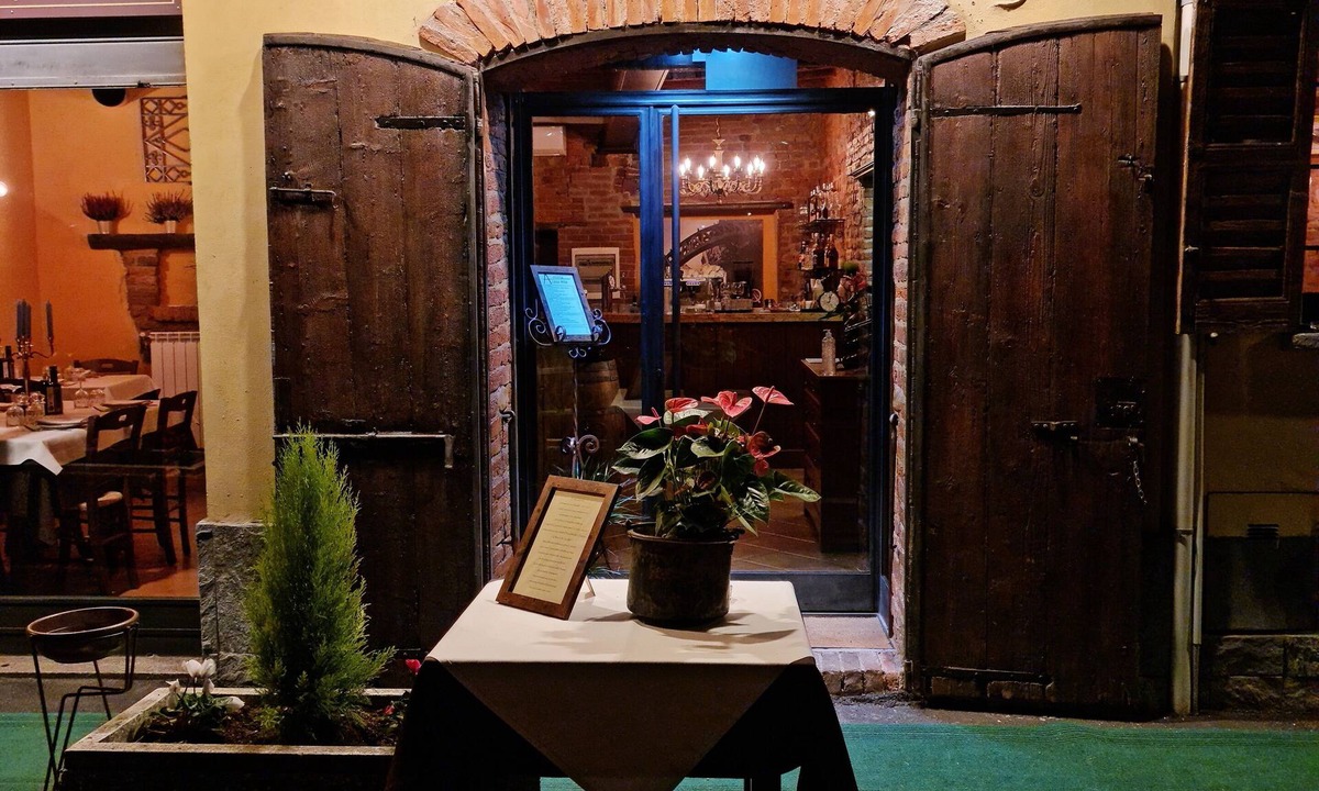 Trezzano sul Naviglio House | Corte Certosina