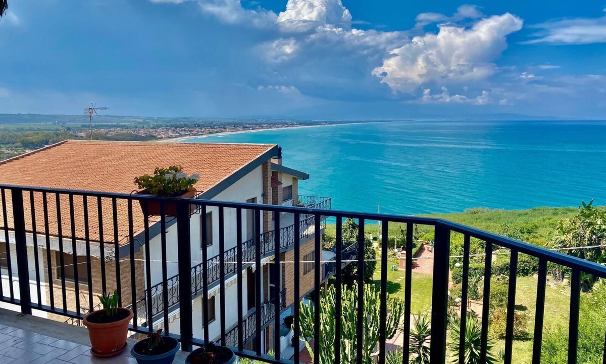 Costa Saracena-Castelluccio Villa | D'Amuri Sea Home
