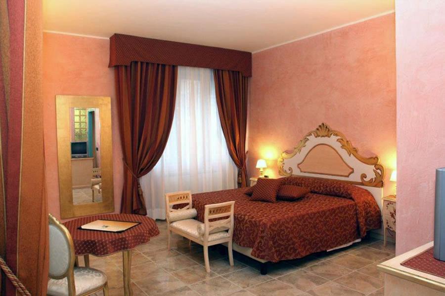 Recco Hotel | Da ö Vittorio SRL