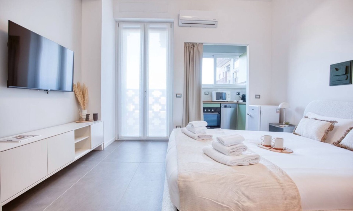 San Vittore Apartment | Easylife - Studio with balcony near Navigli