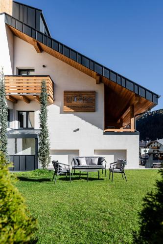 Pellizzano Apartment | El Giof Alpine Home