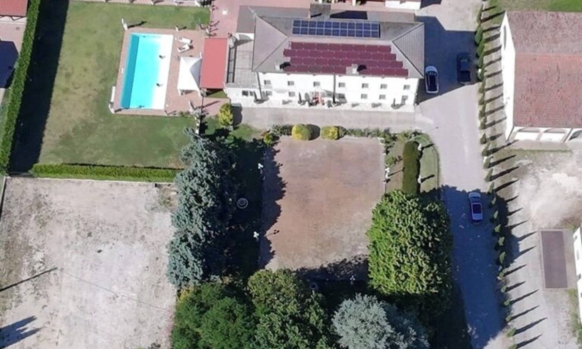 Castelbaldo Villa | Exclusive Natural Villa - Pool - Game Room - Pet Friendly