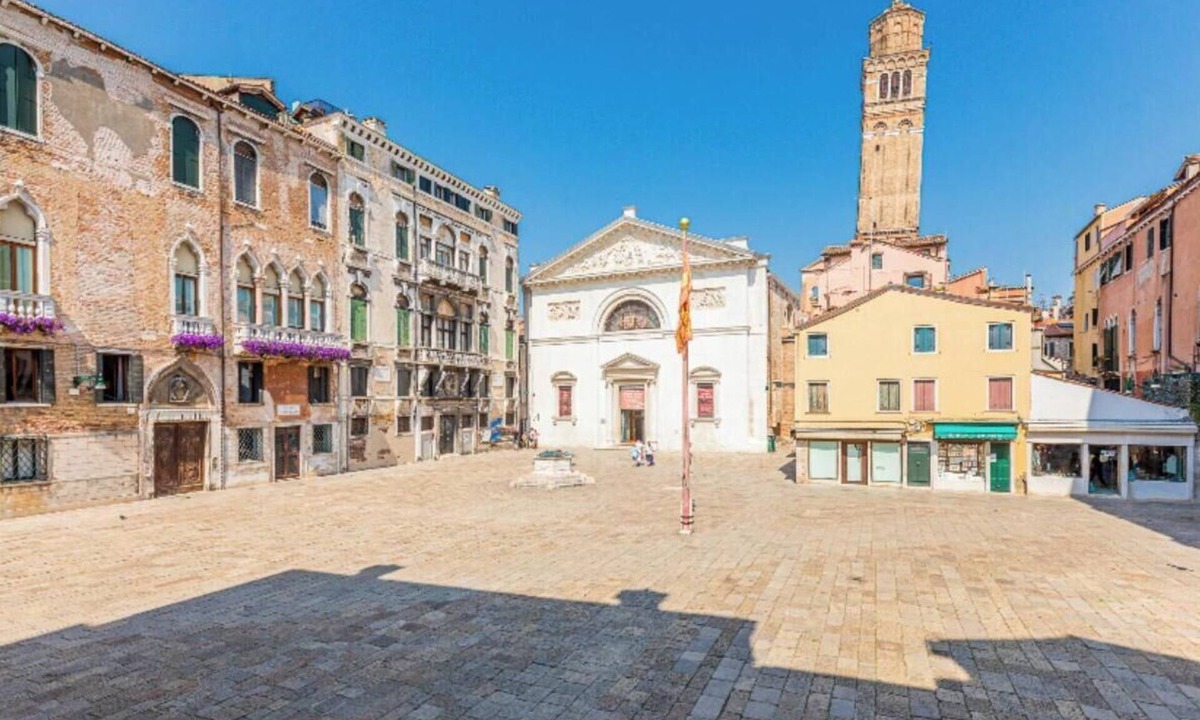 San Marco Apartment | Experience Venetian Luxury - A 5-Storey Palace Lavish Apartment in San Marco