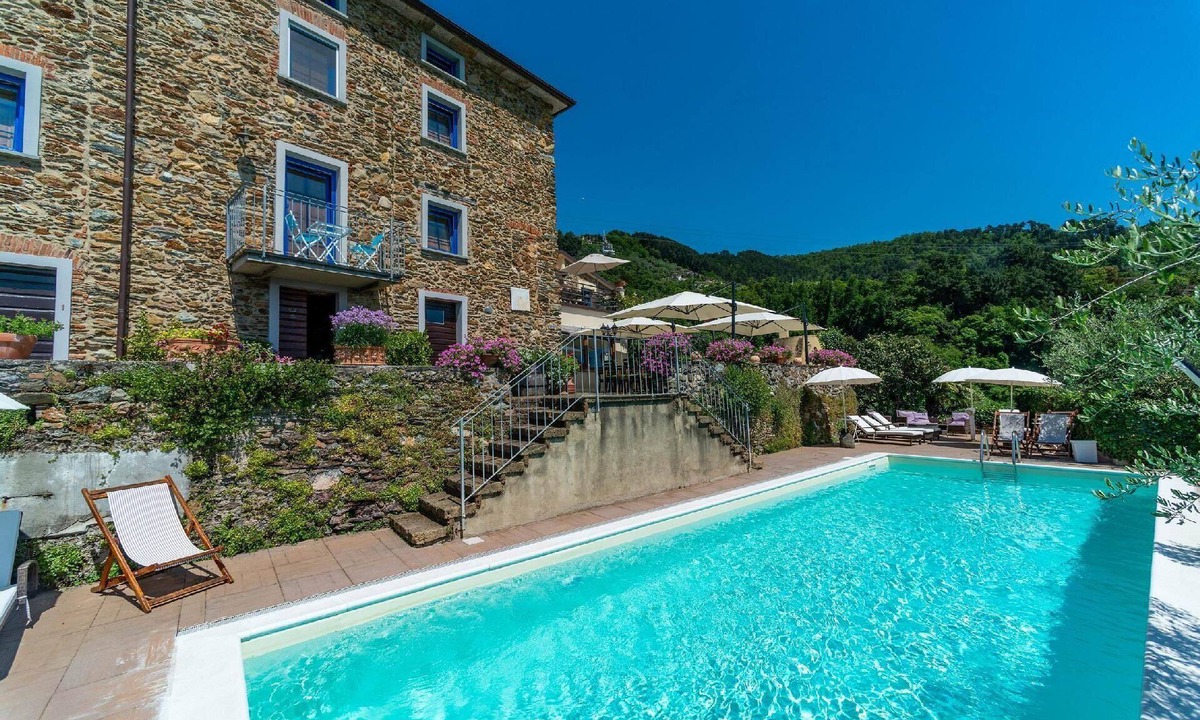 Massa Apartment | flat 'Settimo cielo8' with swimming pool