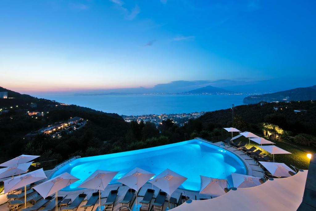 Sant'Agata sui Due Golfi Hotel | Grand Hotel Due Golfi