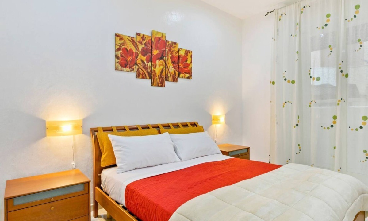Corso dei Mille - Sant'Erasmo Apartment | GuestHost - Corso dei Mille Railway Apartment