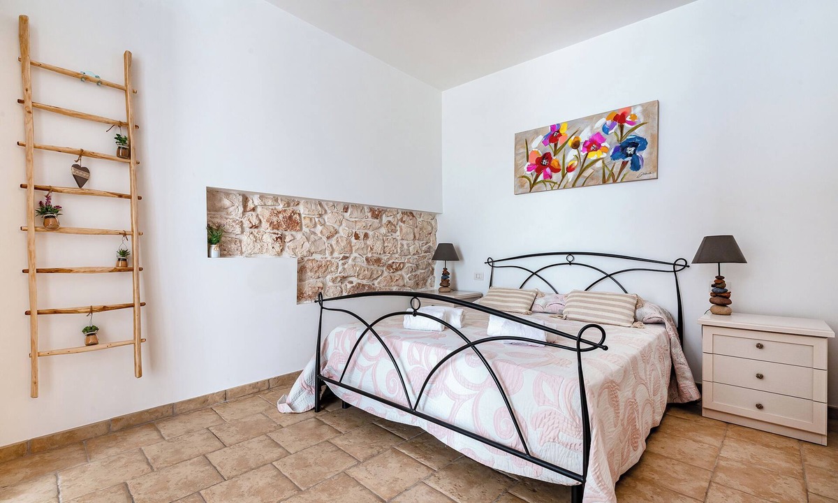 Conversano Hotel | Helios Room 2, Conversano, Italy