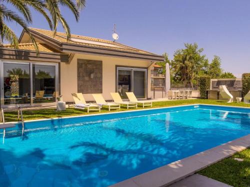 Fondachello House | Holiday Home Villa Oras in Mascali by Interhome