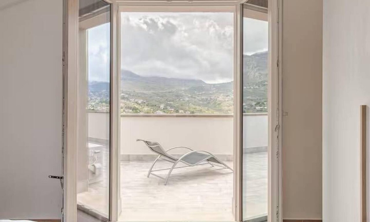 Monreale House | Home Sweet Home