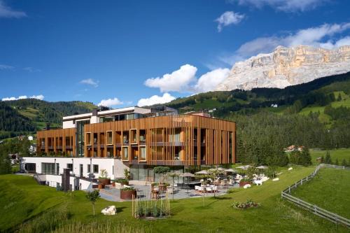 Pedraces Hotel | Hotel Badia Hill