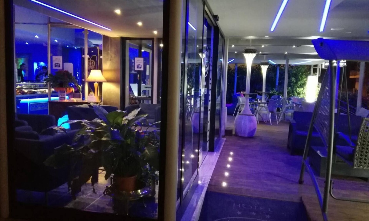 Mesagne Hotel | Hotel Blue Rose's