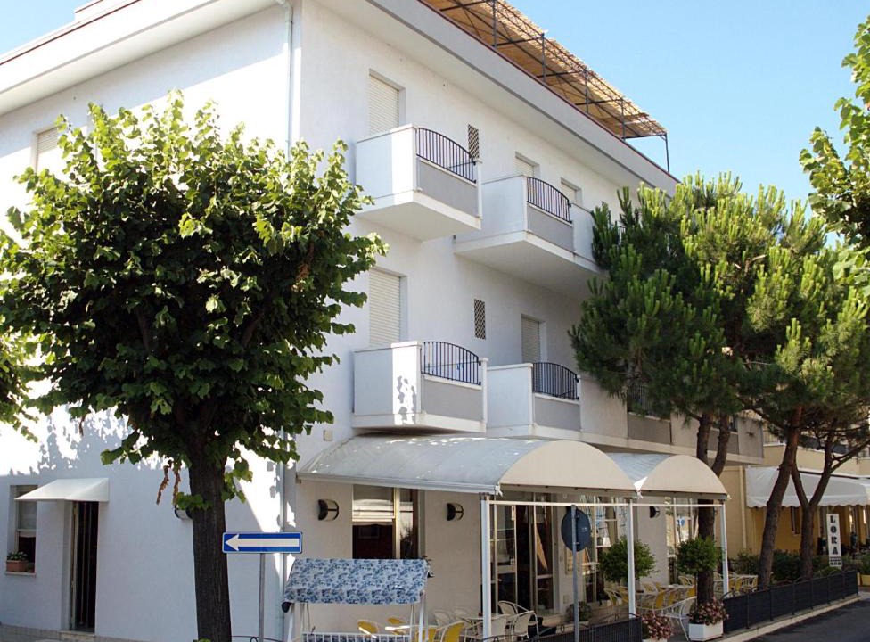 Torre Pedrera Hotel | Hotel Lora