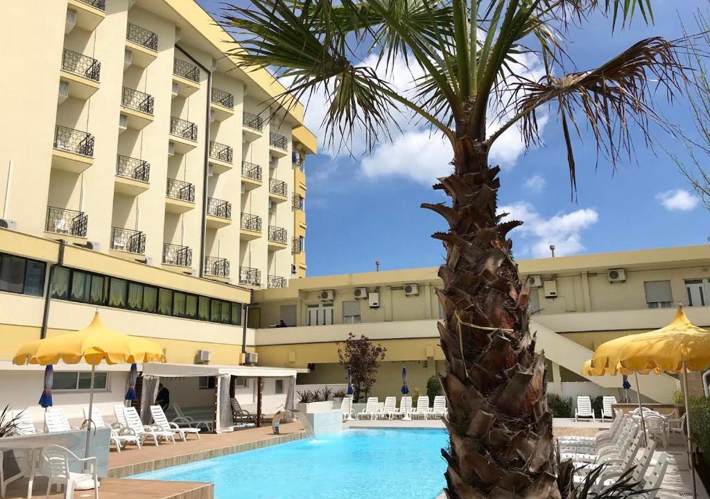 Torre Pedrera Hotel | Hotel Montmartre