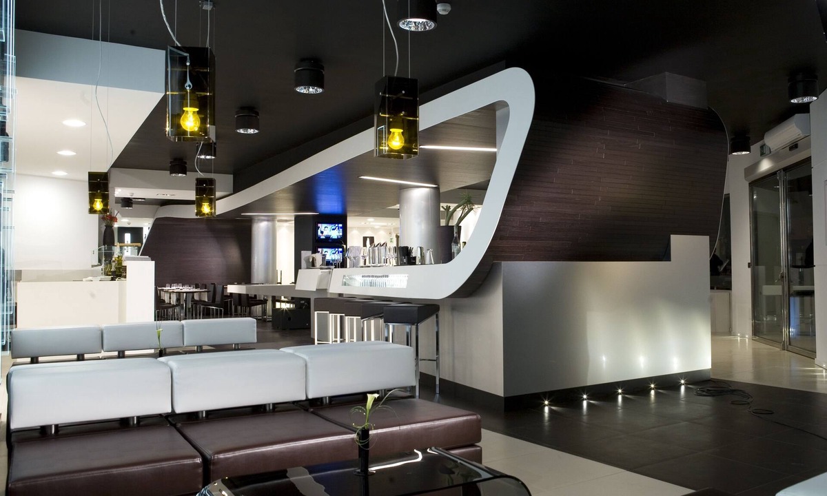 Cutrofiano Hotel | Hotel Naitendi