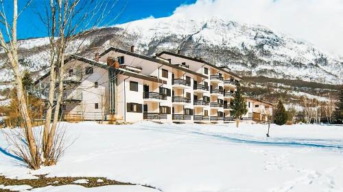 Opi Hotel | Hotel Verdeneve